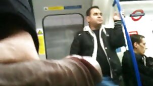 Un membre dans une chatte humide frotte pere fille francais porno un gros clitoris