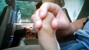 Avec un raifort massif, hentai francais xxx le monsieur baise une fente humide