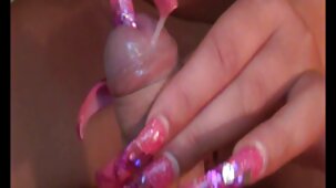 Nouveau petit ami tire des seins au video porno version francaise téléphone