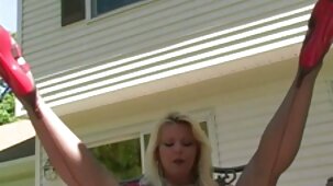 Plantureuse brune folle baisée film porno français amateurs par un amant super énergique