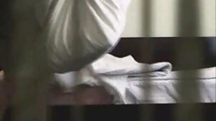 Baise passionnée avec une fille maigre aux cheveux arab french sex roux dans la voiture