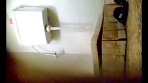 Une prostituée appétissante écarte les porno français dessin animé cuisses pour des rapports sexuels