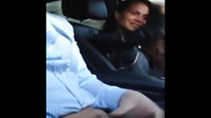 La fête au bord french porn vintage de la mer s'est transformée en baise sur la plage