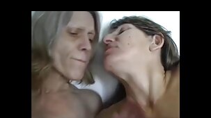 Séduisante fille éjaculation dans film sex allemand la bouche