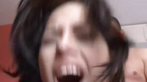 Des filles nues se gay porno espagnol fessent le cul devant une webcam