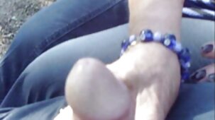 Un mec cool baise une jolie blonde à lunettes sur xnxx film francais un yacht